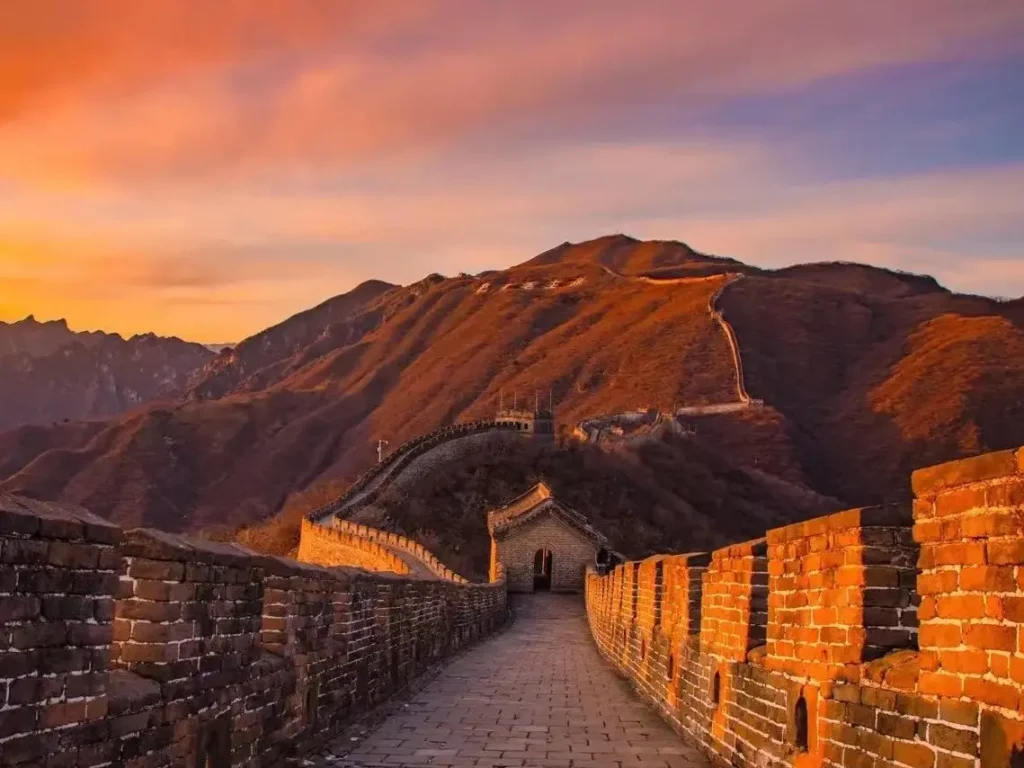 Mutianyu Great Wall at sunrise, a quiet 5 days in China stop
